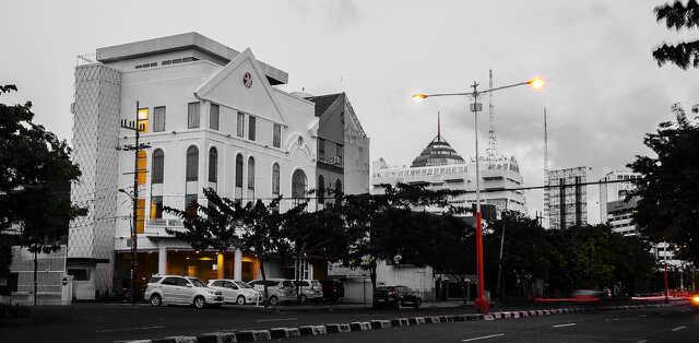Demira Hotel Surabaya Exterior foto
